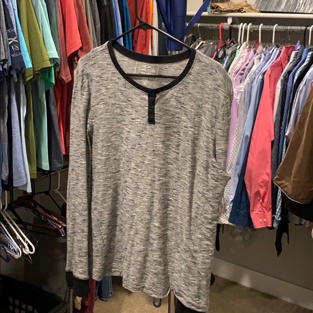 Cactus New York size large long sleeve
